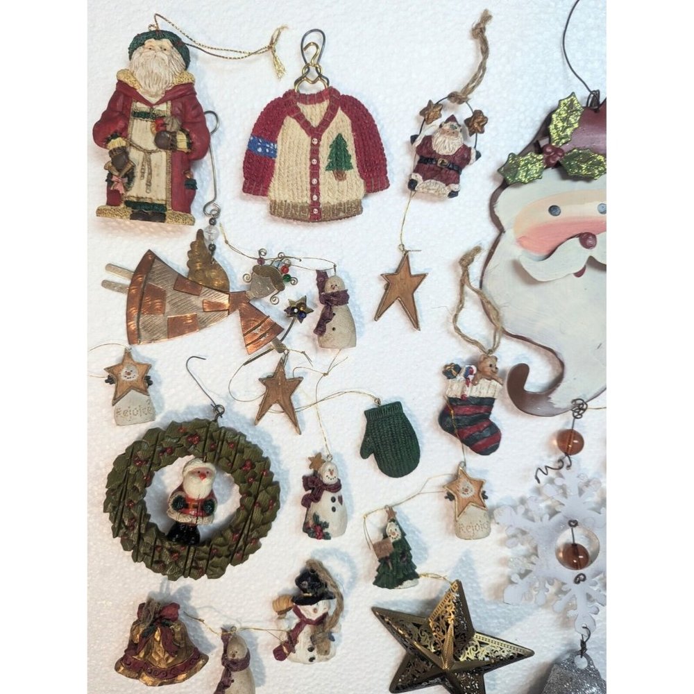 Nice Lot Of 20 Primitive Rustic Country Christmas Ornaments Santa Angel & More! - Picture 6 of 7